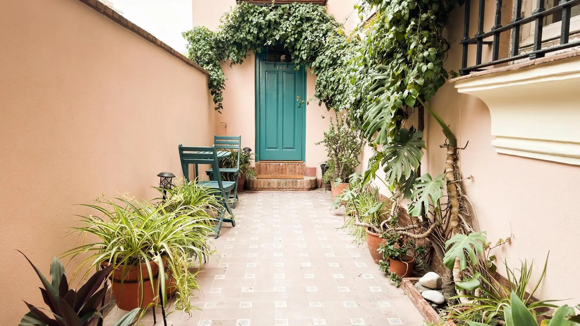 Casa Monte Victoria Malaga 2*,
