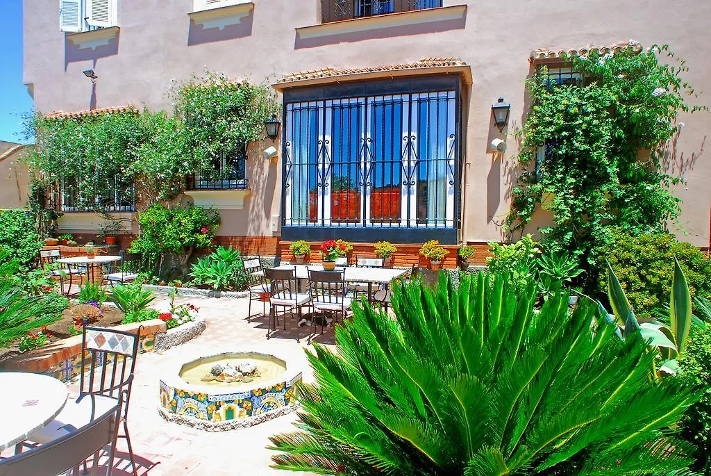 Casa Monte Victoria Malaga Hotel
